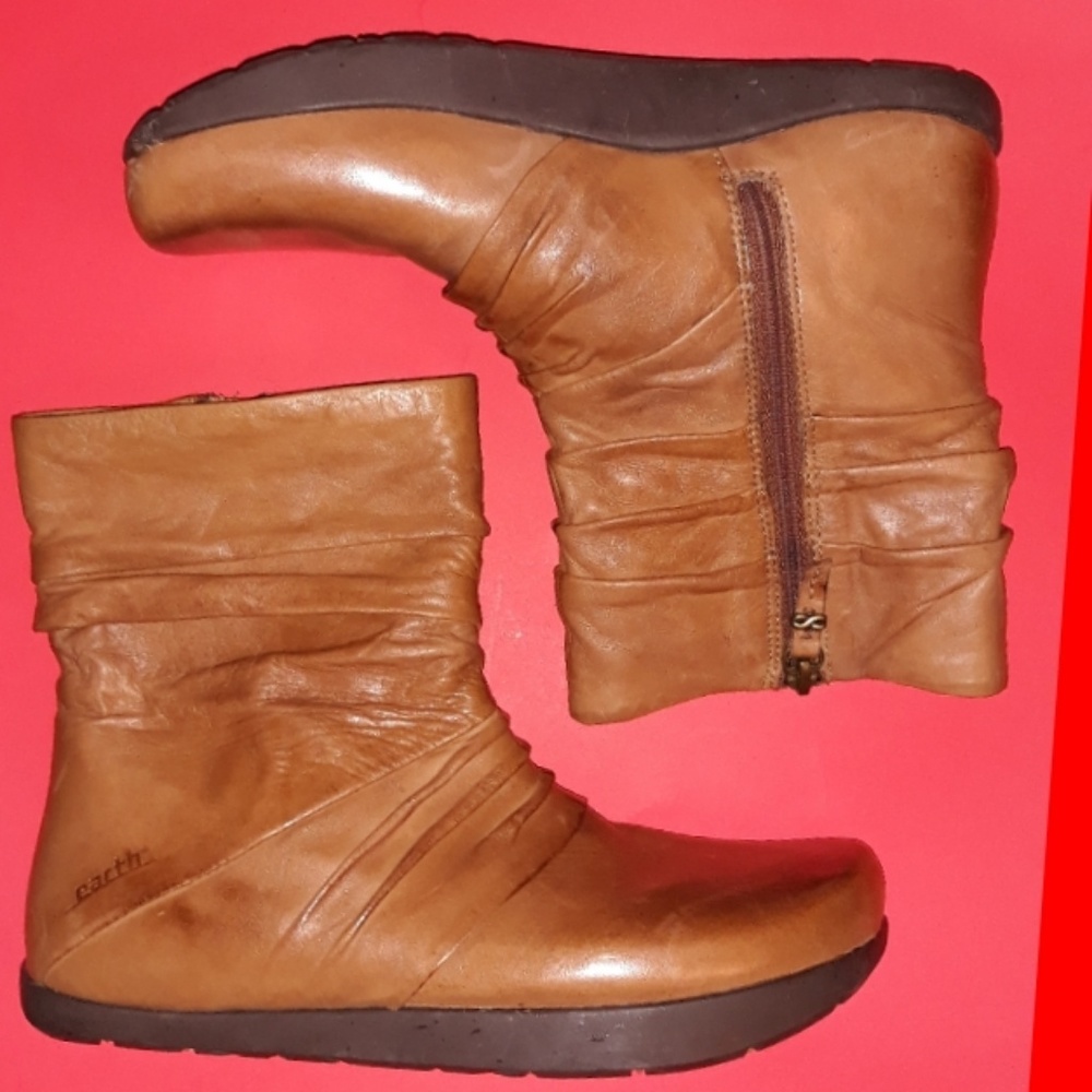 💥SALE💥 NWOB Earth Bootie